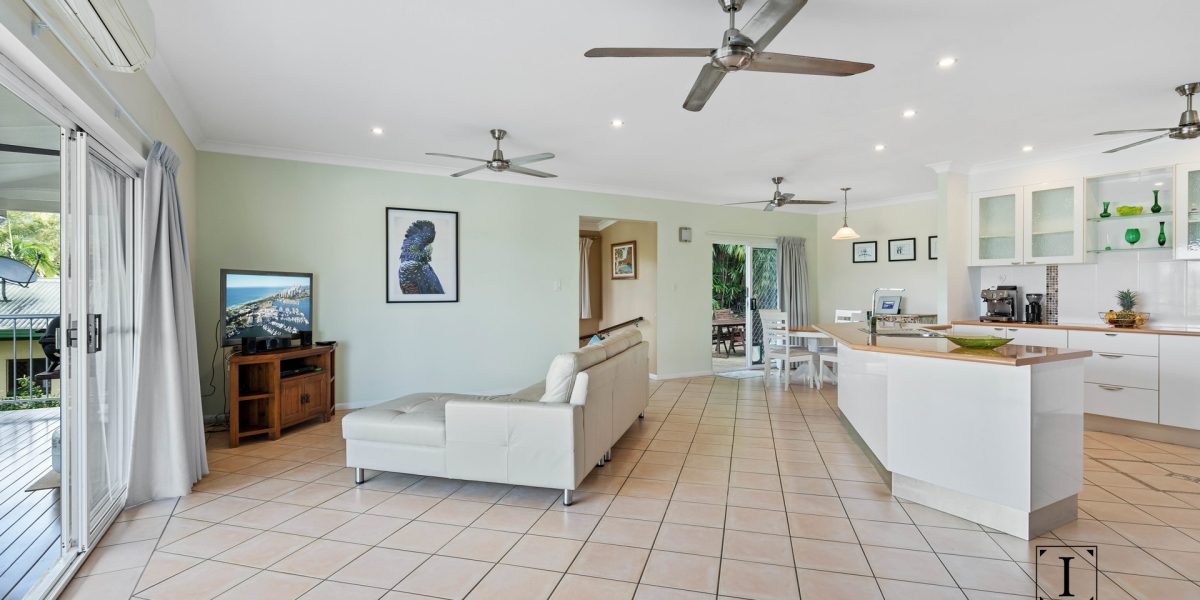 5 Thornton Court, White Rock, QLD 4868 AUS