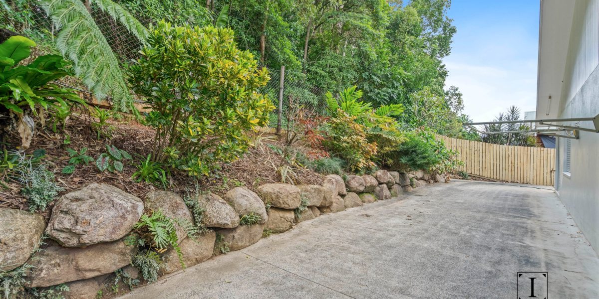 5 Thornton Court, White Rock, QLD 4868 AUS