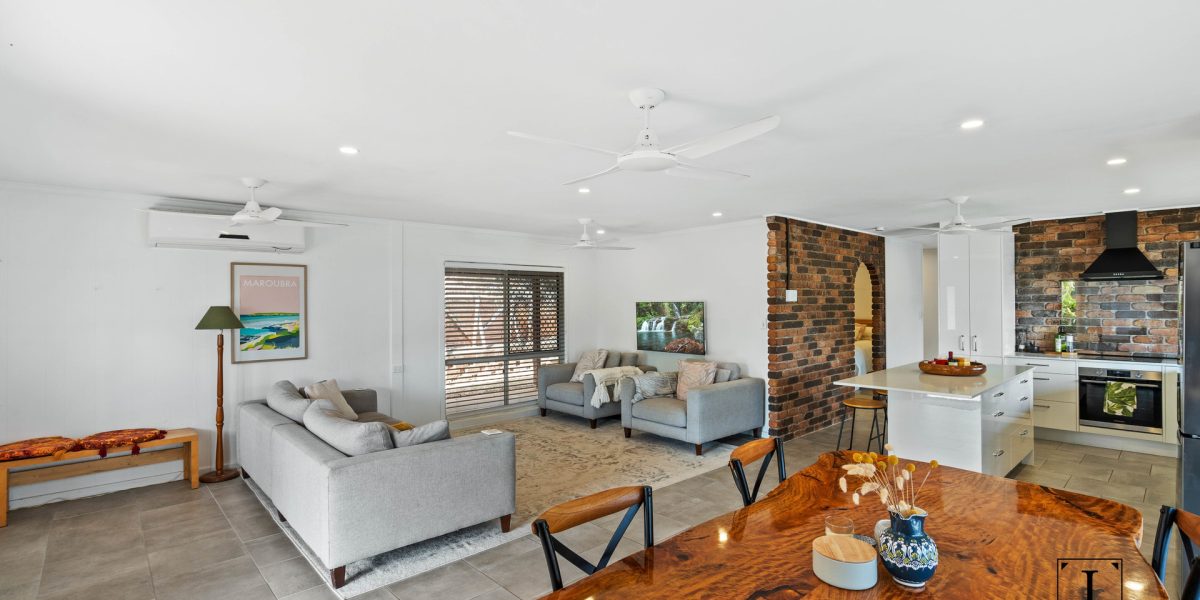 2 Kiriwina Close, Trinity Beach, QLD 4879 AUS