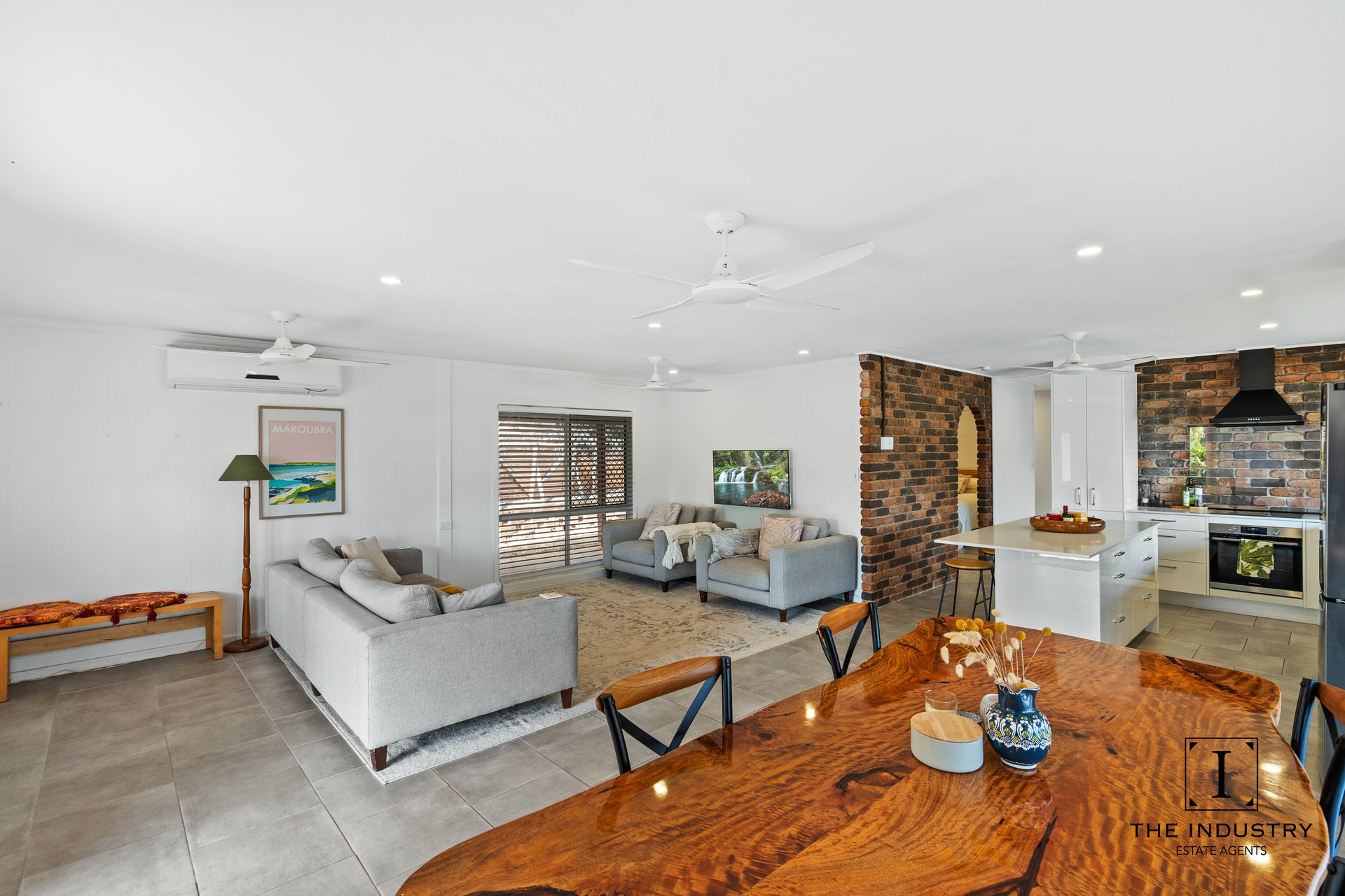 2 Kiriwina Close, Trinity Beach, QLD 4879 AUS