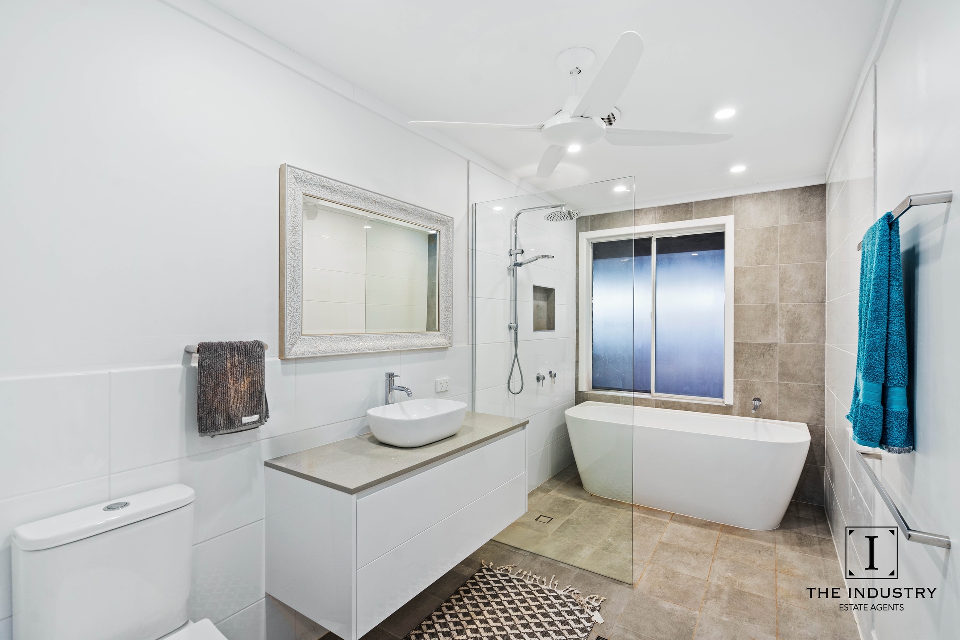 2 Kiriwina Close, Trinity Beach, QLD 4879 AUS