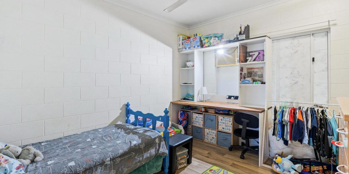 8 Hogan Court, White Rock, QLD 4868 AUS