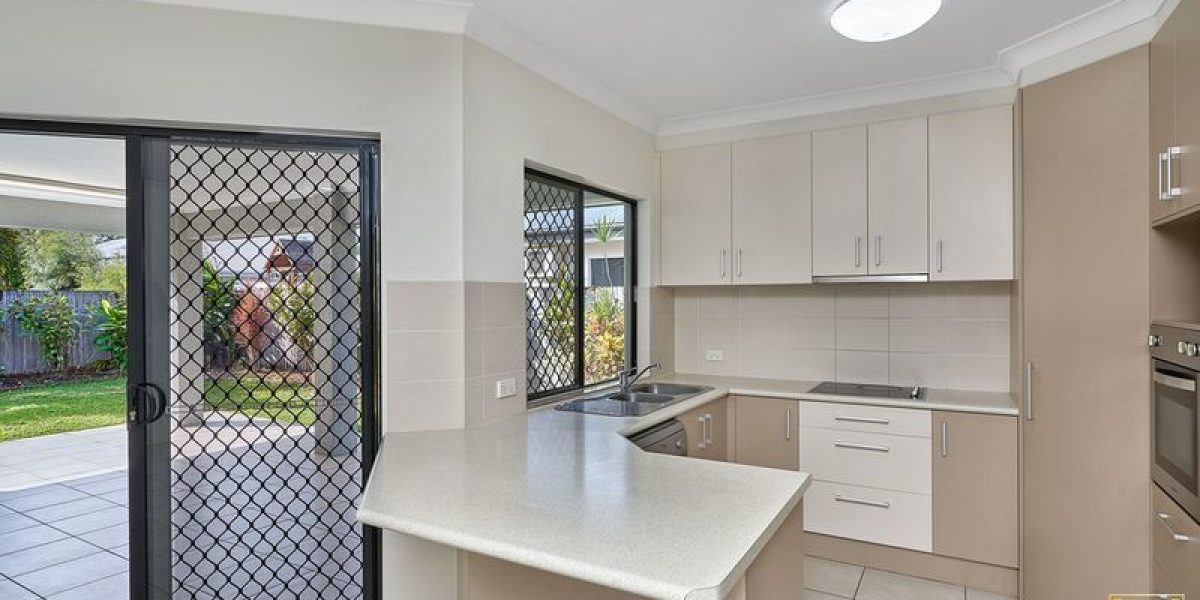 12 Landsborough Drive, Smithfield, QLD 4878 AUS