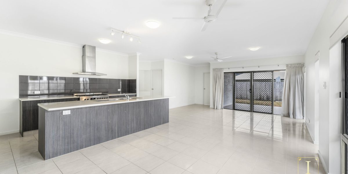 18 Thornborough Circuit, Smithfield, QLD 4878 AUS