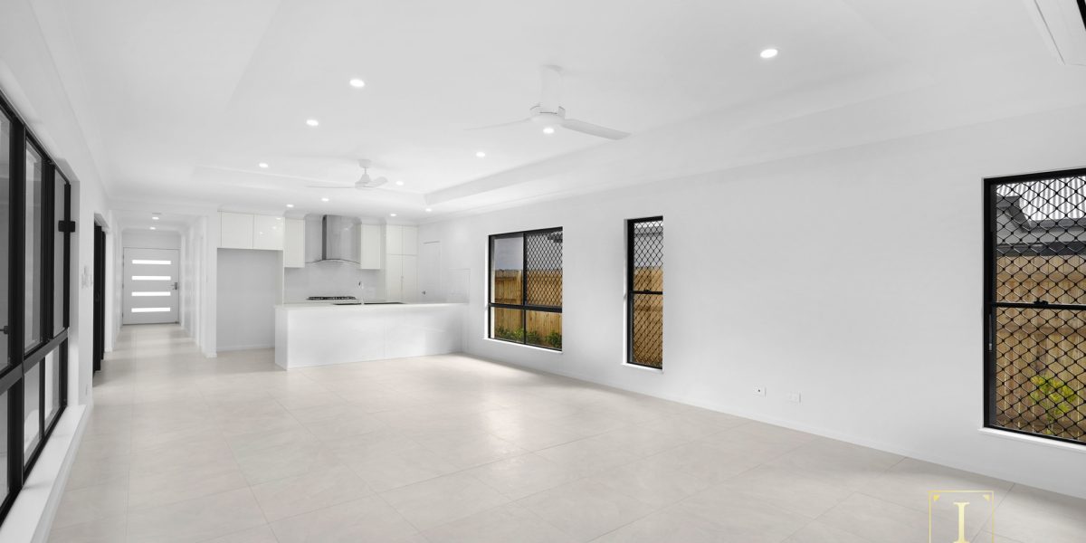 14 Cloverdale Link, Trinity Beach, QLD 4879 AUS