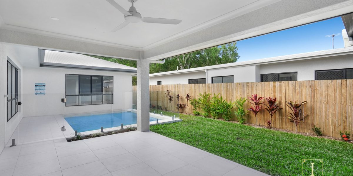 14 Cloverdale Link, Trinity Beach, QLD 4879 AUS