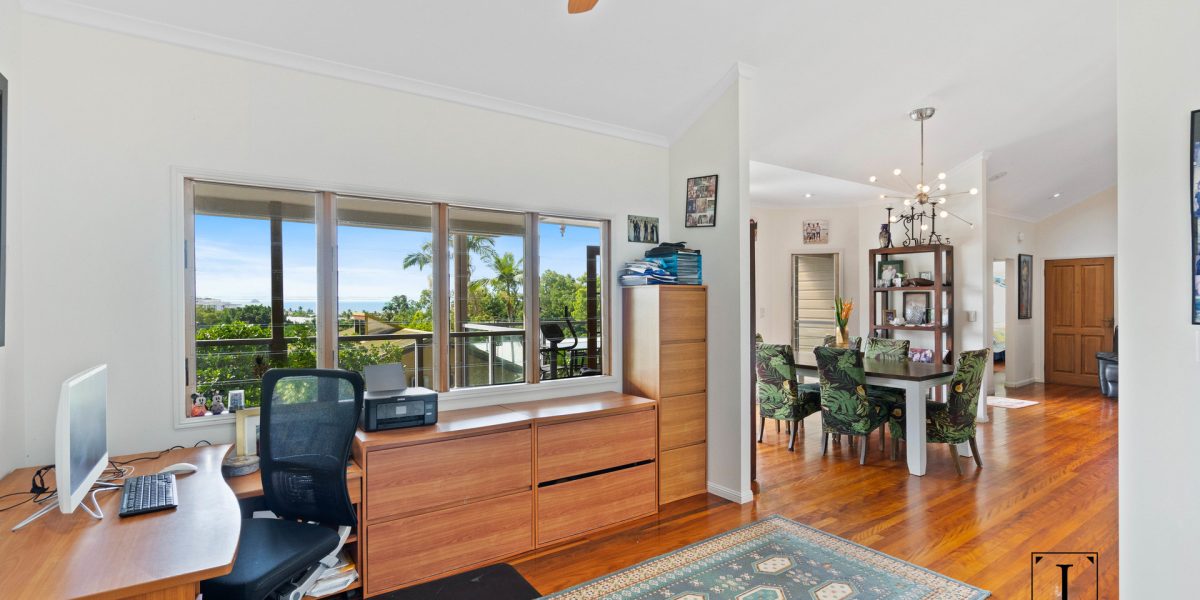 7 Trinidad Close, Trinity Beach, QLD 4879 AUS