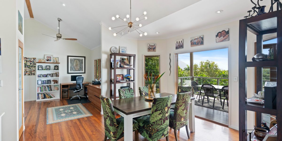 7 Trinidad Close, Trinity Beach, QLD 4879 AUS