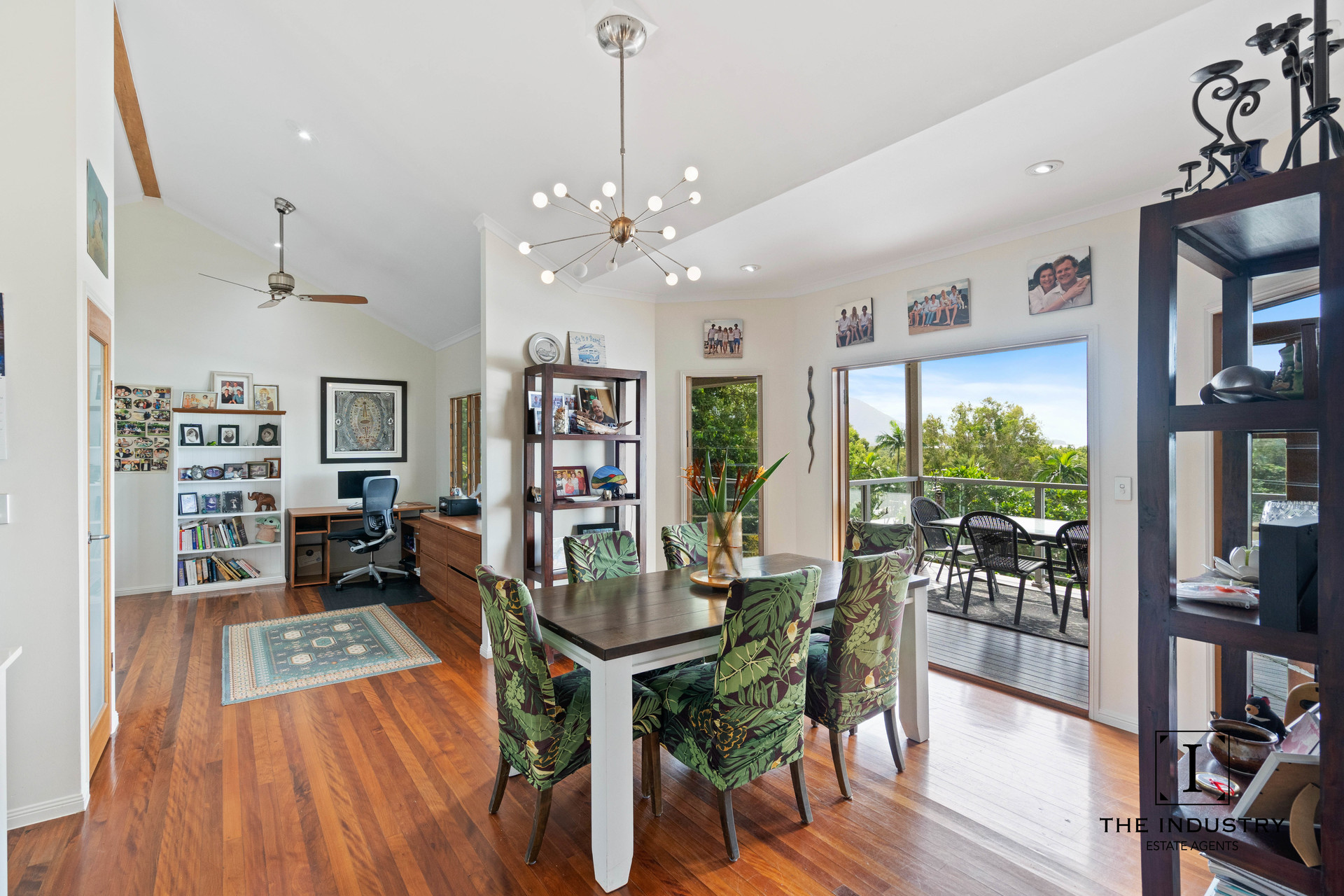 7 Trinidad Close, Trinity Beach, QLD 4879 AUS