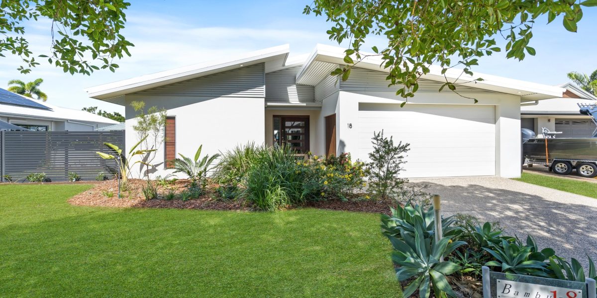 18 Lagoon Drive, Trinity Beach, QLD 4879 AUS