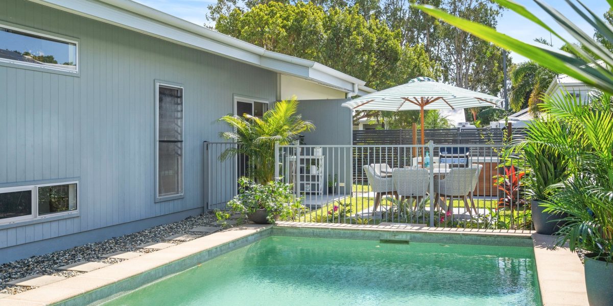 18 Lagoon Drive, Trinity Beach, QLD 4879 AUS
