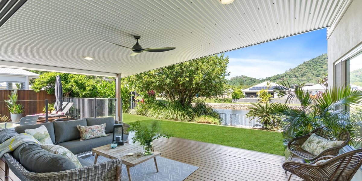 18 Lagoon Drive, Trinity Beach, QLD 4879 AUS
