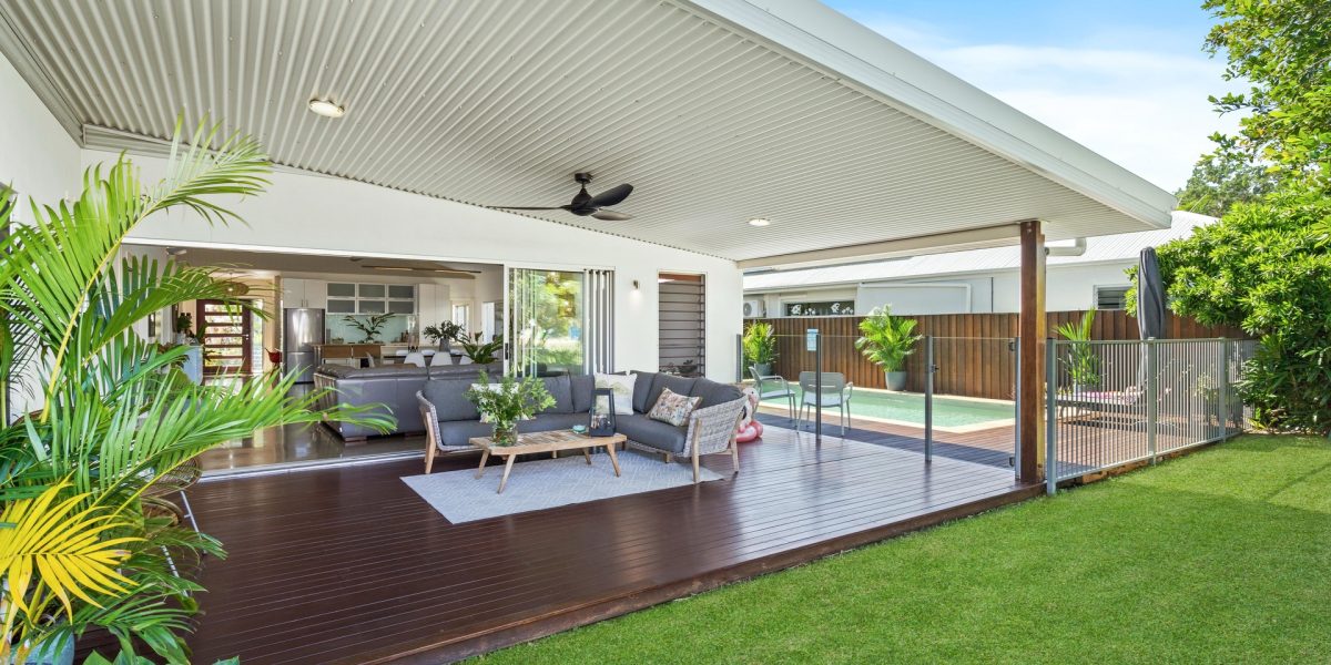 18 Lagoon Drive, Trinity Beach, QLD 4879 AUS