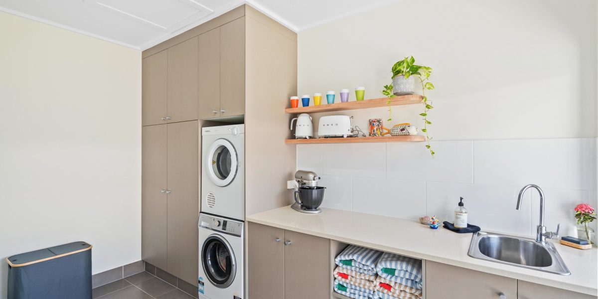 18 Lagoon Drive, Trinity Beach, QLD 4879 AUS