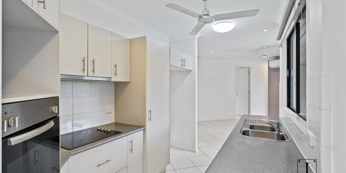 11 Finniss Crescent, Bentley Park, QLD 4869 AUS
