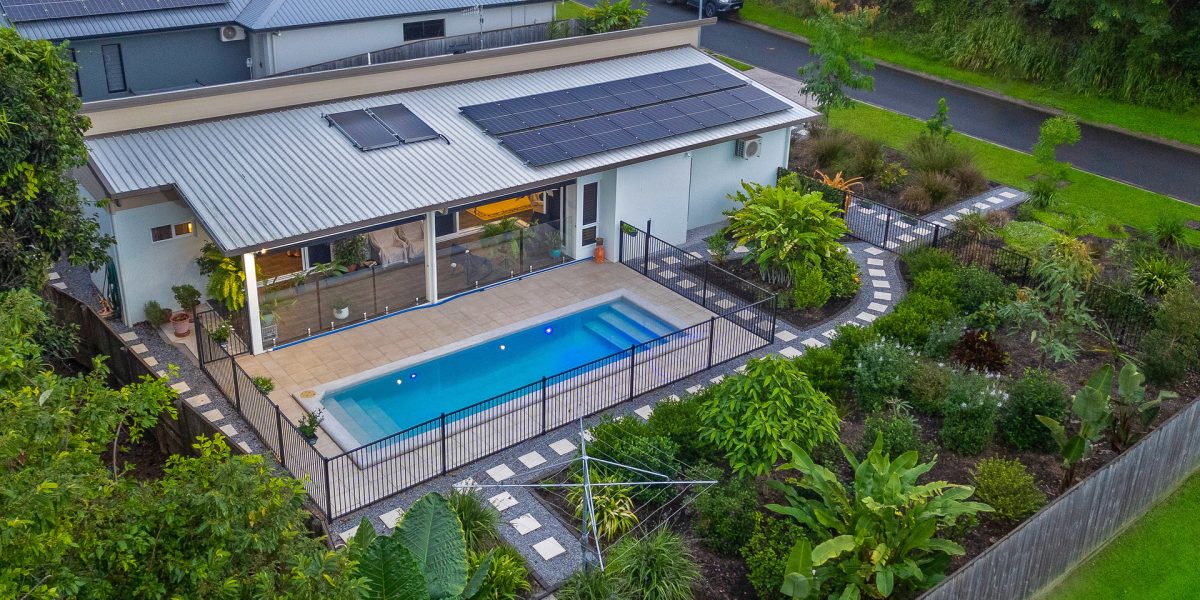 13 Pfeiffer Place, Smithfield, QLD 4878 AUS