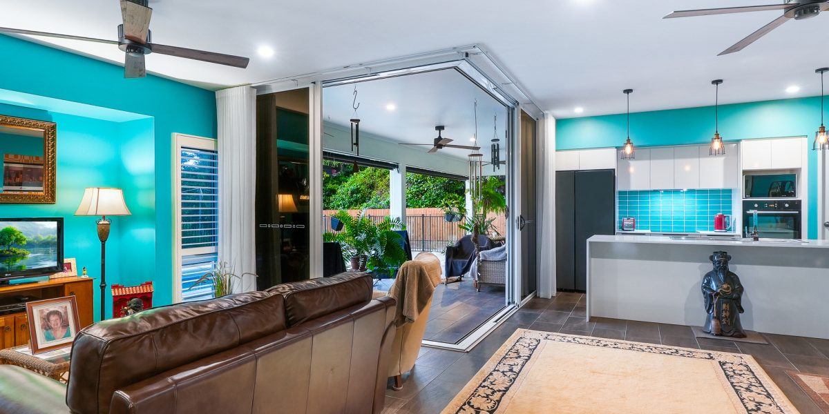 13 Pfeiffer Place, Smithfield, QLD 4878 AUS