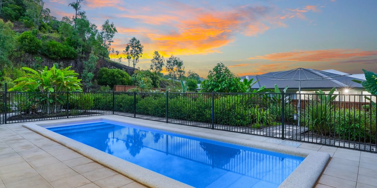 13 Pfeiffer Place, Smithfield, QLD 4878 AUS