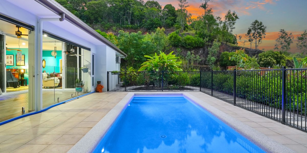 13 Pfeiffer Place, Smithfield, QLD 4878 AUS