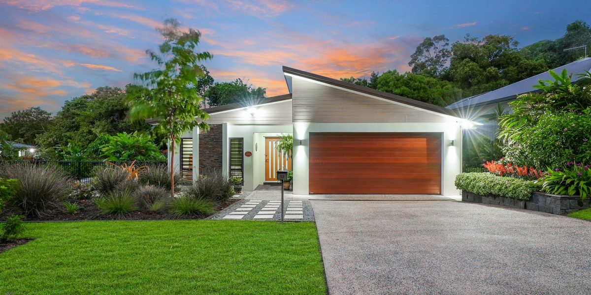13 Pfeiffer Place, Smithfield, QLD 4878 AUS