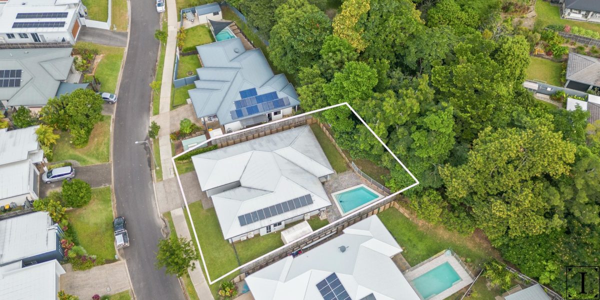 8 Whipbird Drive, Smithfield, QLD 4878 AUS