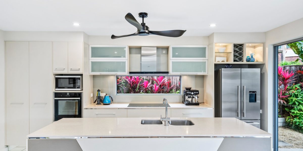 2 Bushlark Place, Smithfield, QLD 4878 AUS