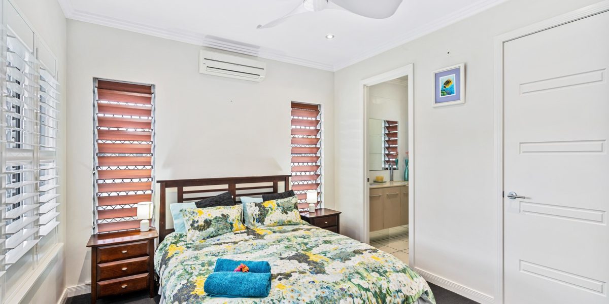 2 Bushlark Place, Smithfield, QLD 4878 AUS