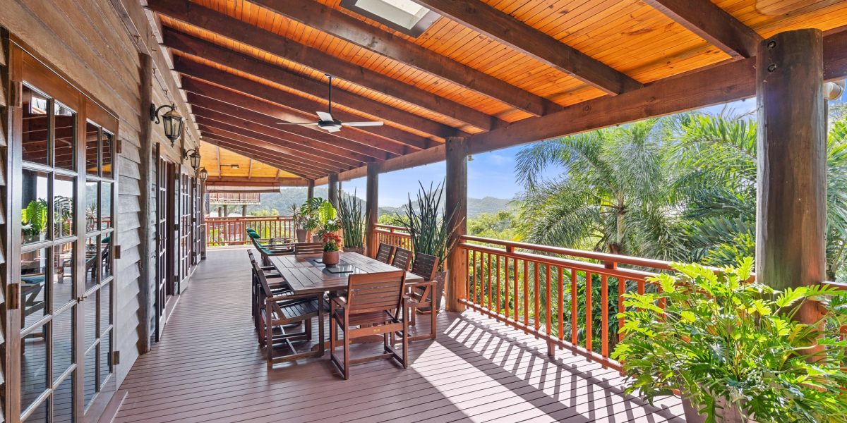 8 Jarda Street, Smithfield, QLD 4878 AUS