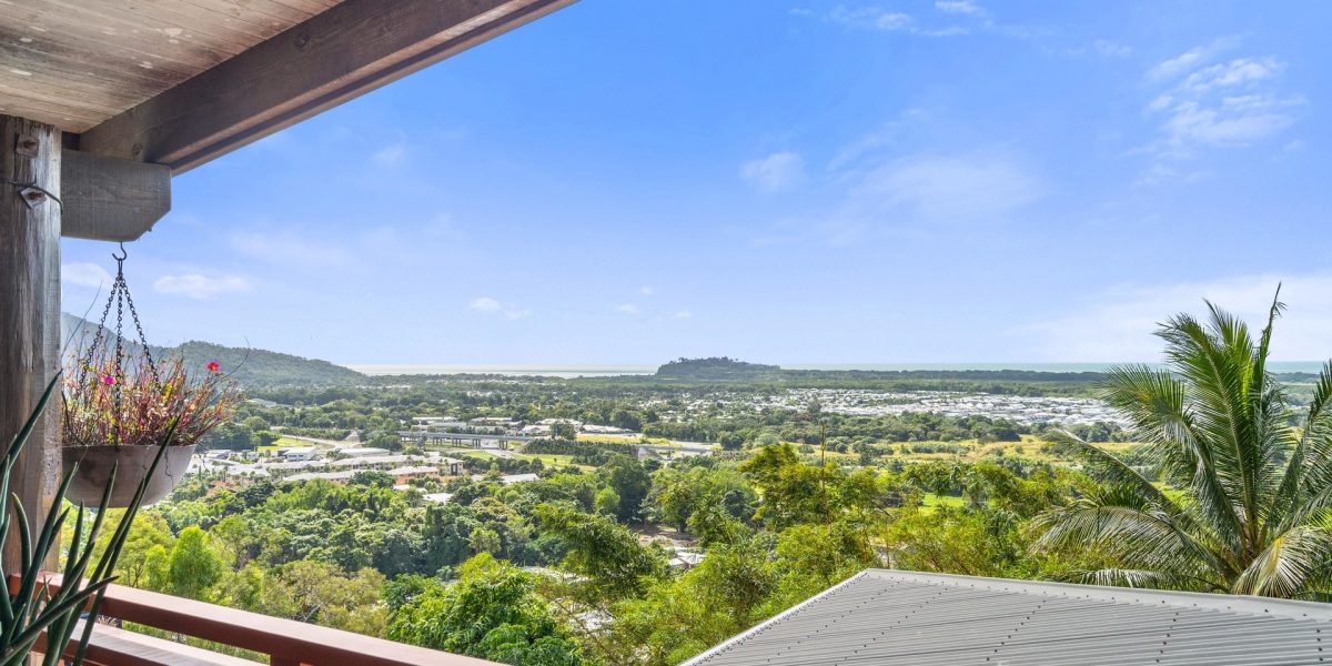 8 Jarda Street, Smithfield, QLD 4878 AUS