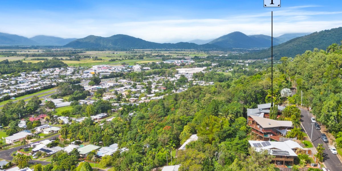 8 Jarda Street, Smithfield, QLD 4878 AUS