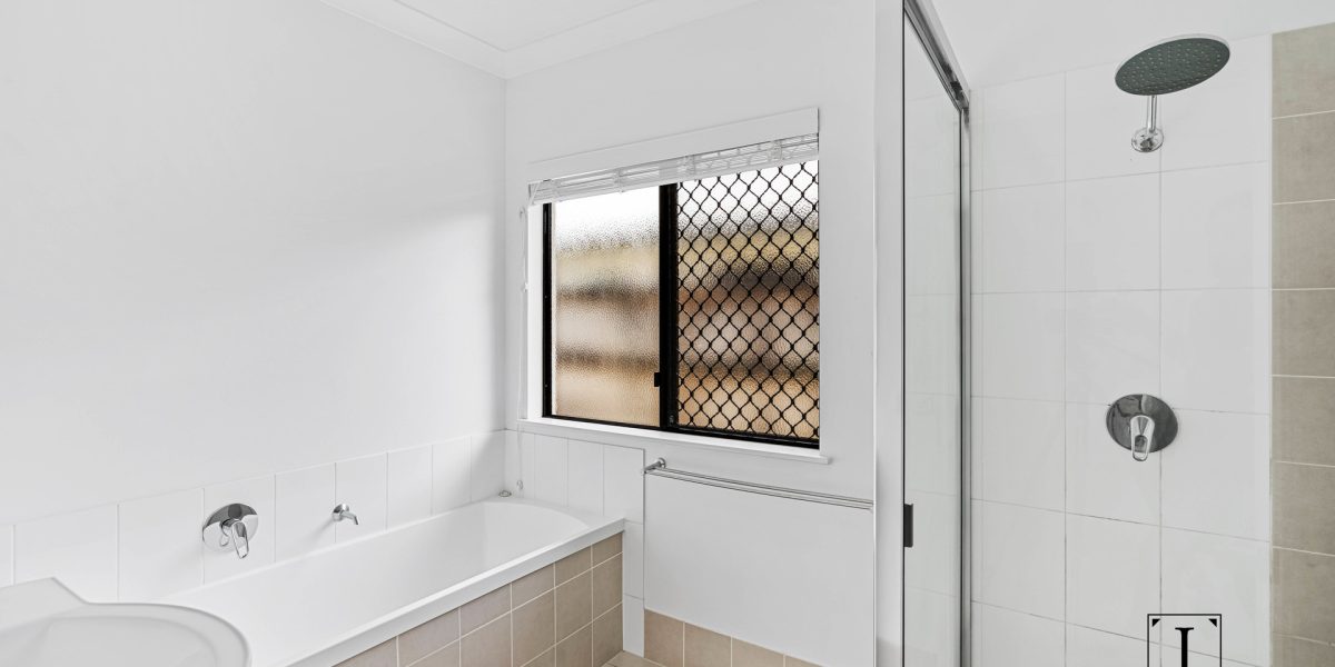 92 Roberts Drive, Trinity Beach, QLD 4879 AUS