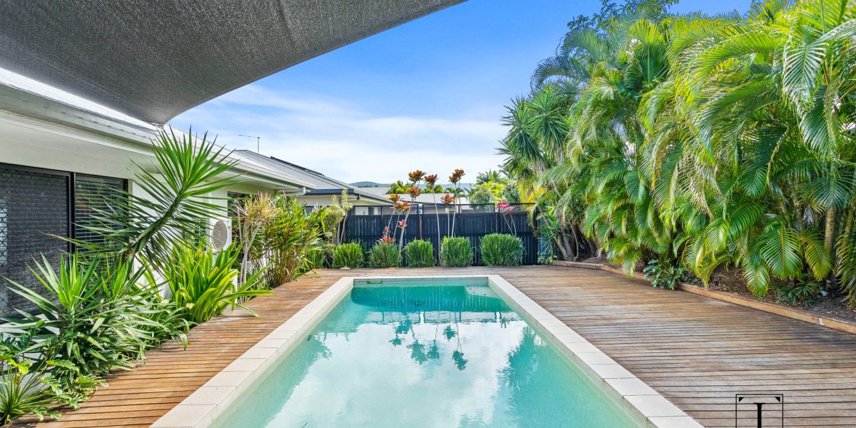 92 Roberts Drive, Trinity Beach, QLD 4879 AUS