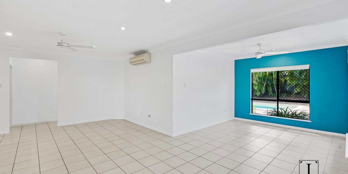 92 Roberts Drive, Trinity Beach, QLD 4879 AUS