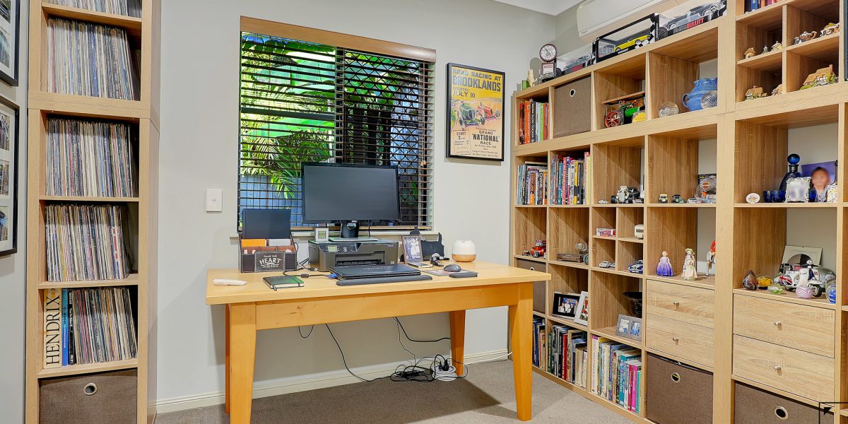 31 Bowline Place, Trinity Beach, QLD 4879 AUS