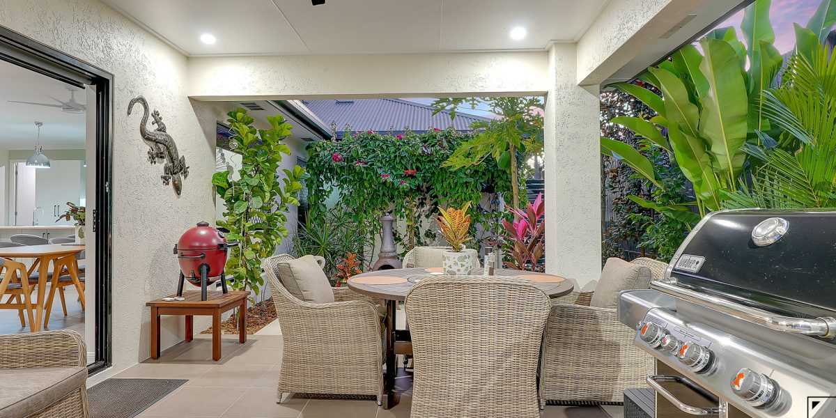 31 Bowline Place, Trinity Beach, QLD 4879 AUS