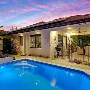 31 Bowline Place, Trinity Beach, QLD 4879 AUS