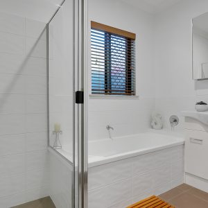 31 Bowline Place, Trinity Beach, QLD 4879 AUS