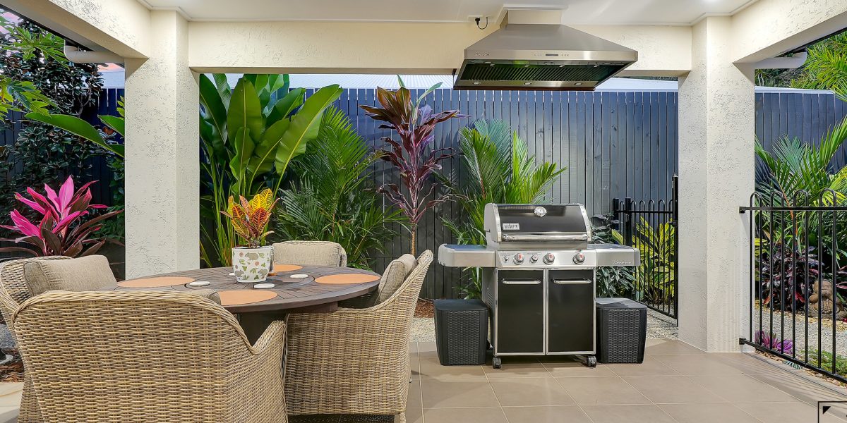 31 Bowline Place, Trinity Beach, QLD 4879 AUS