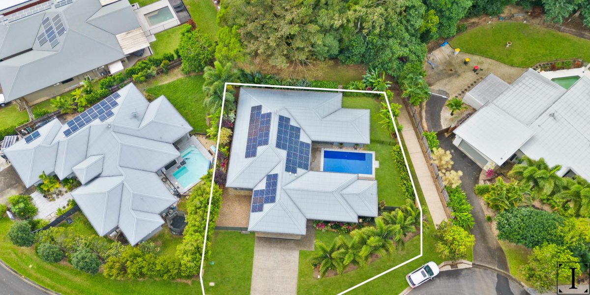13 Megalong Close, Smithfield, QLD 4878 AUS