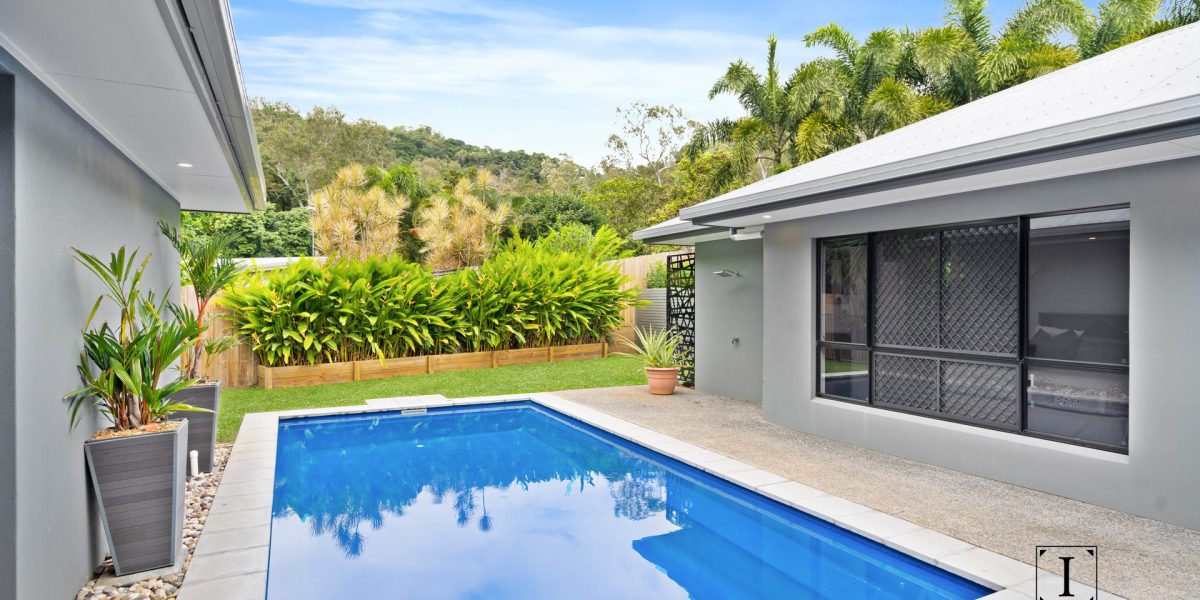 13 Megalong Close, Smithfield, QLD 4878 AUS