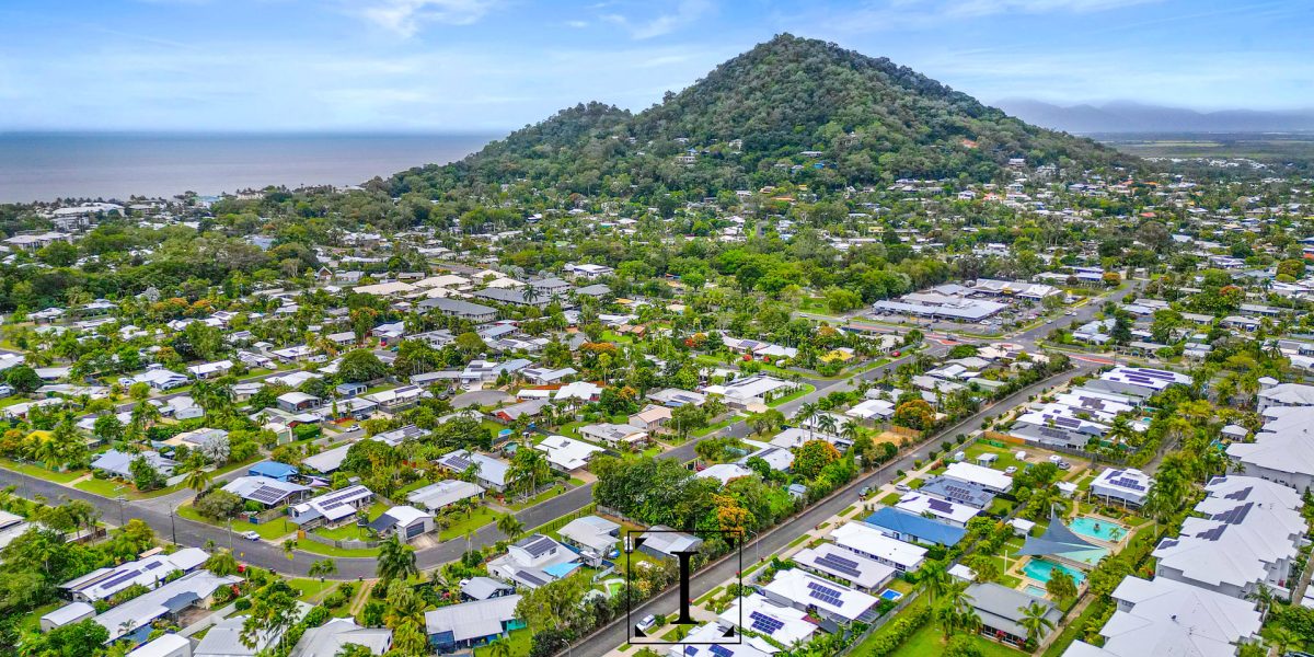35 Conical Close, Trinity Beach, QLD 4879 AUS