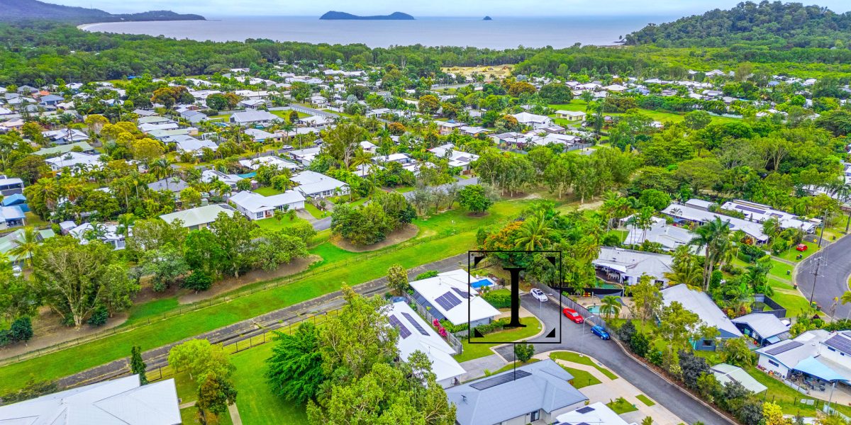 35 Conical Close, Trinity Beach, QLD 4879 AUS
