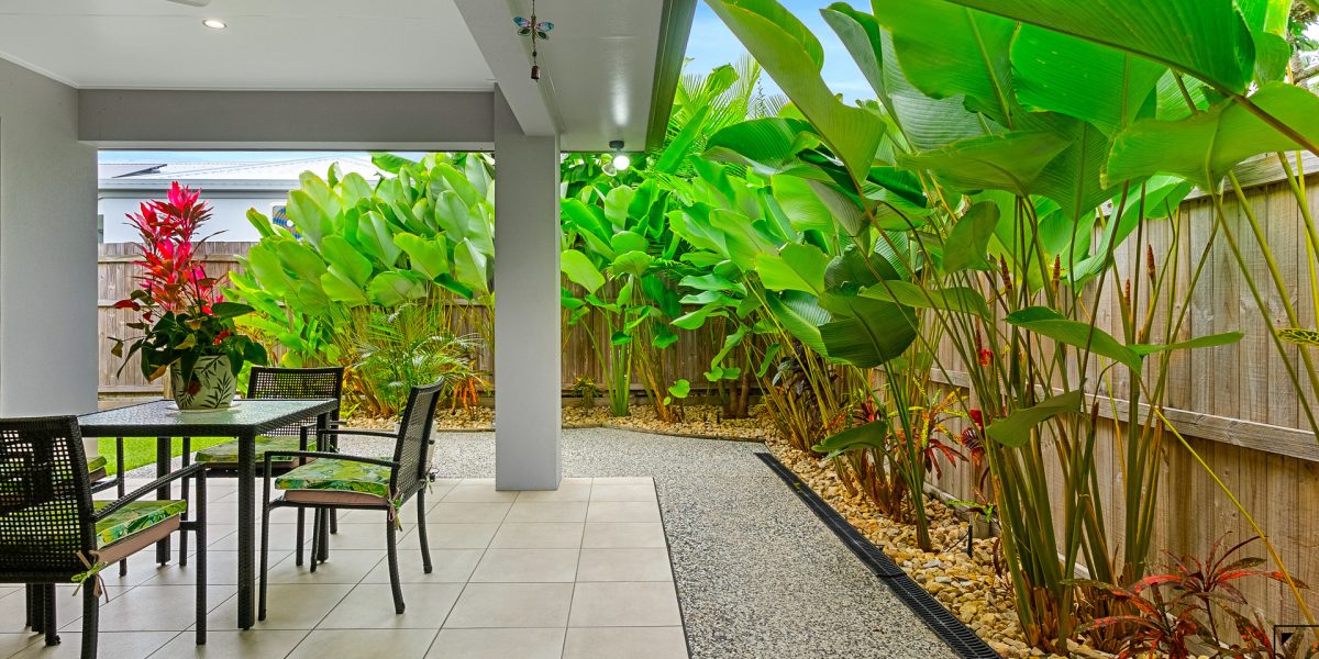 35 Conical Close, Trinity Beach, QLD 4879 AUS