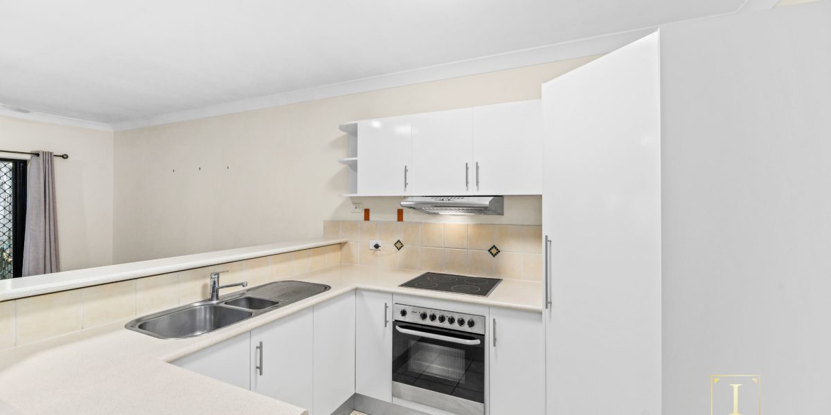10/11-19 Stratford Parade, Stratford, QLD 4870 AUS