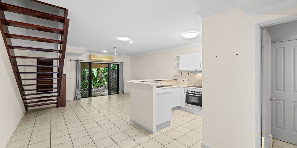 10/11-19 Stratford Parade, Stratford, QLD 4870 AUS
