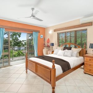 29-31 Casuarina Street, Holloways Beach, QLD 4878 AUS