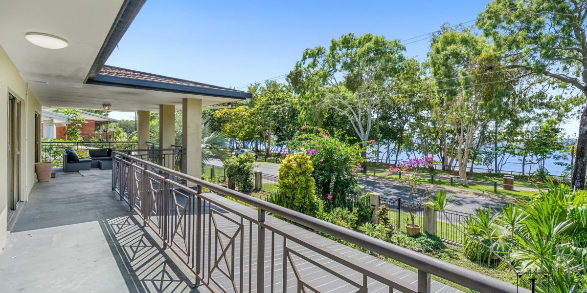 29-31 Casuarina Street, Holloways Beach, QLD 4878 AUS