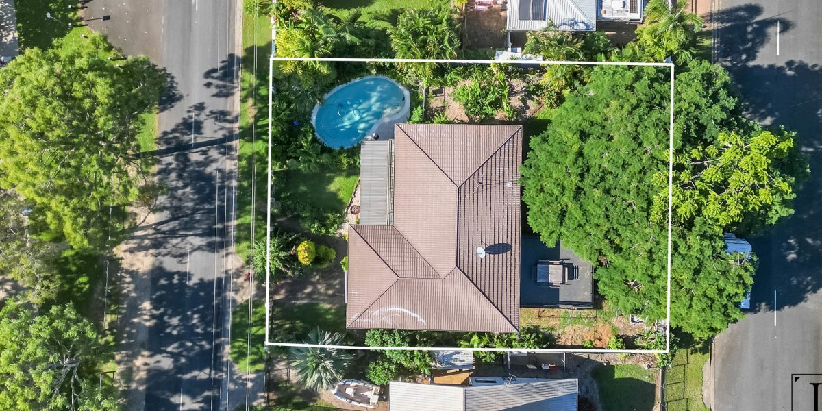 29-31 Casuarina Street, Holloways Beach, QLD 4878 AUS