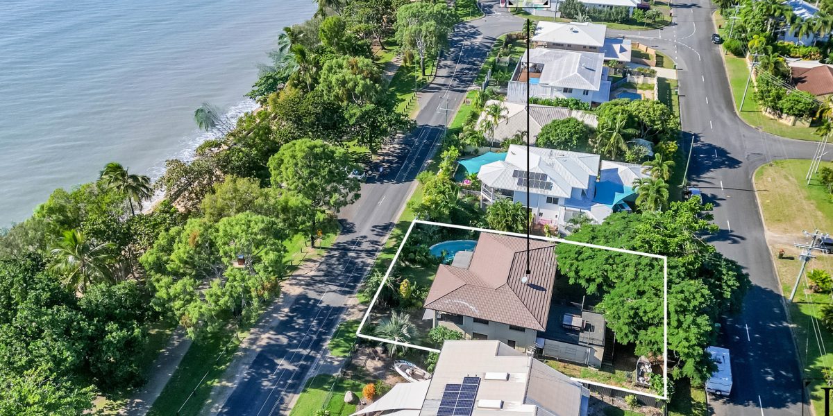 29-31 Casuarina Street, Holloways Beach, QLD 4878 AUS
