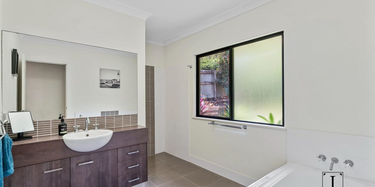 10 Weld Crescent, Smithfield, QLD 4878 AUS